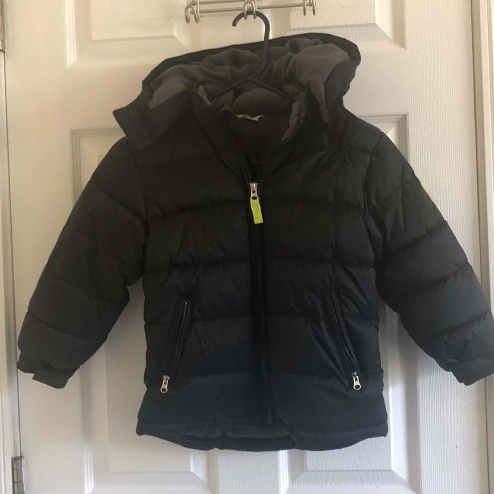 Gap puffer jacket
